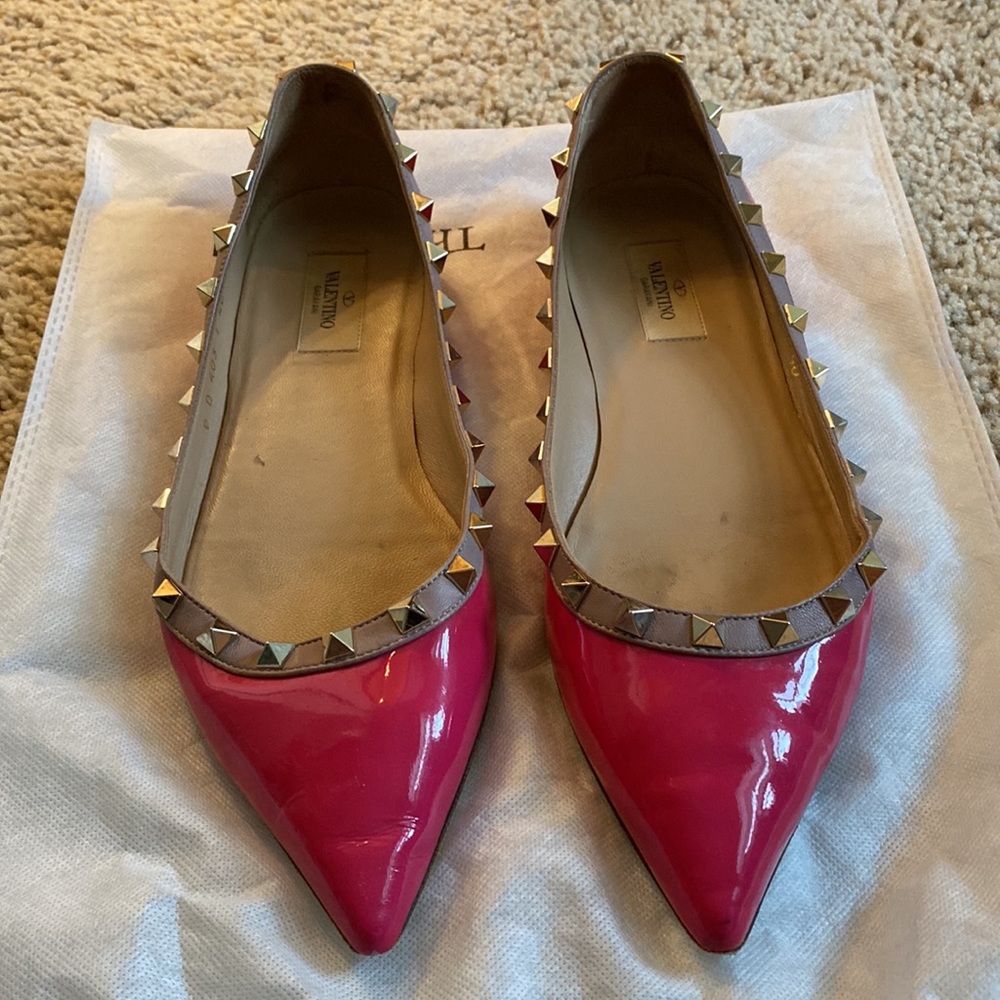 Valentino Patent Rockstud Ballerina Flats 40 Hot Pink